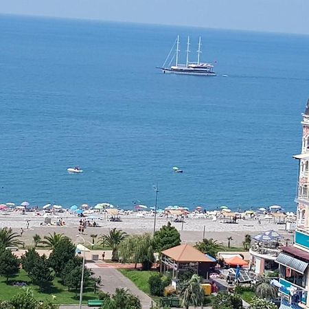 Apt Khimshiashvili 11 Lejlighed Batumi Eksteriør billede