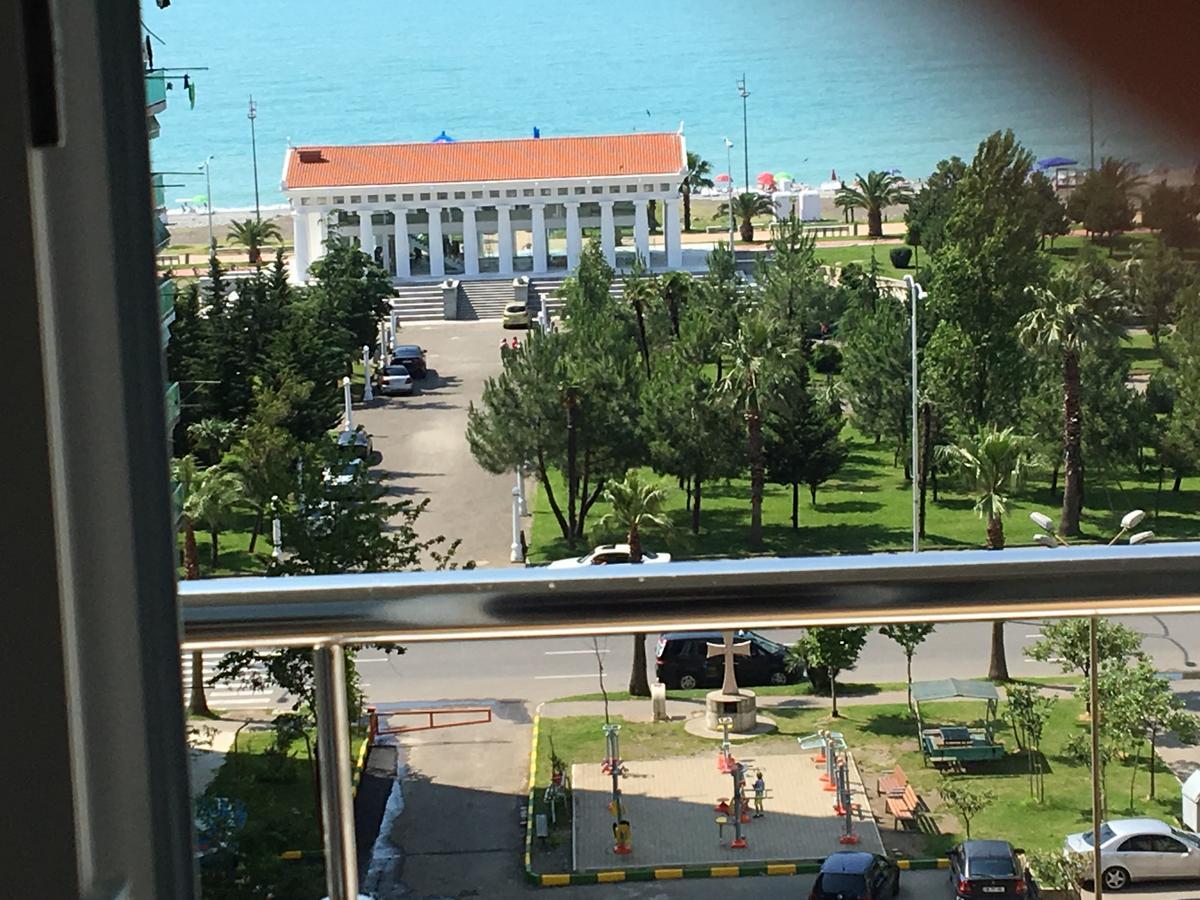 Apt Khimshiashvili 11 Lejlighed Batumi Eksteriør billede